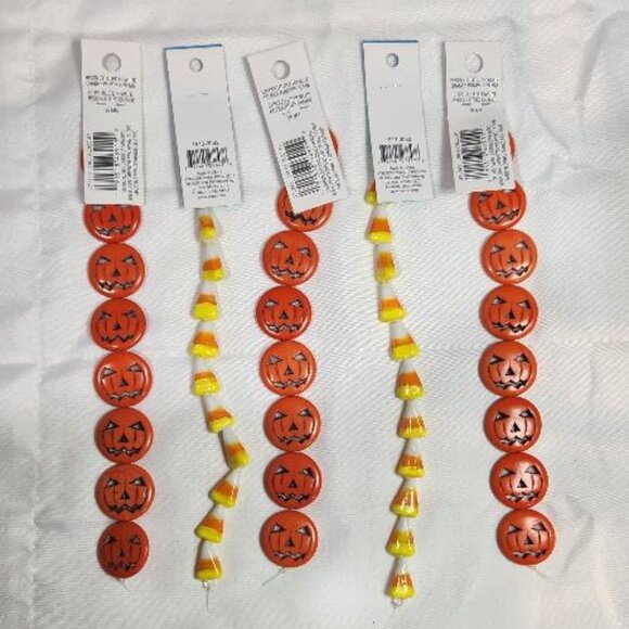 Bundle of 5 strands of Halloween Beads for crafting NWT - Picture 2 of 4